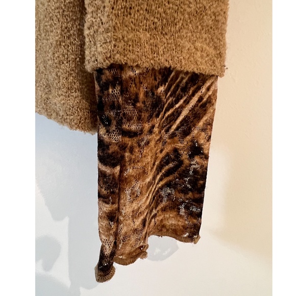 Women's brown sweater Size S - Picture 4 of 4